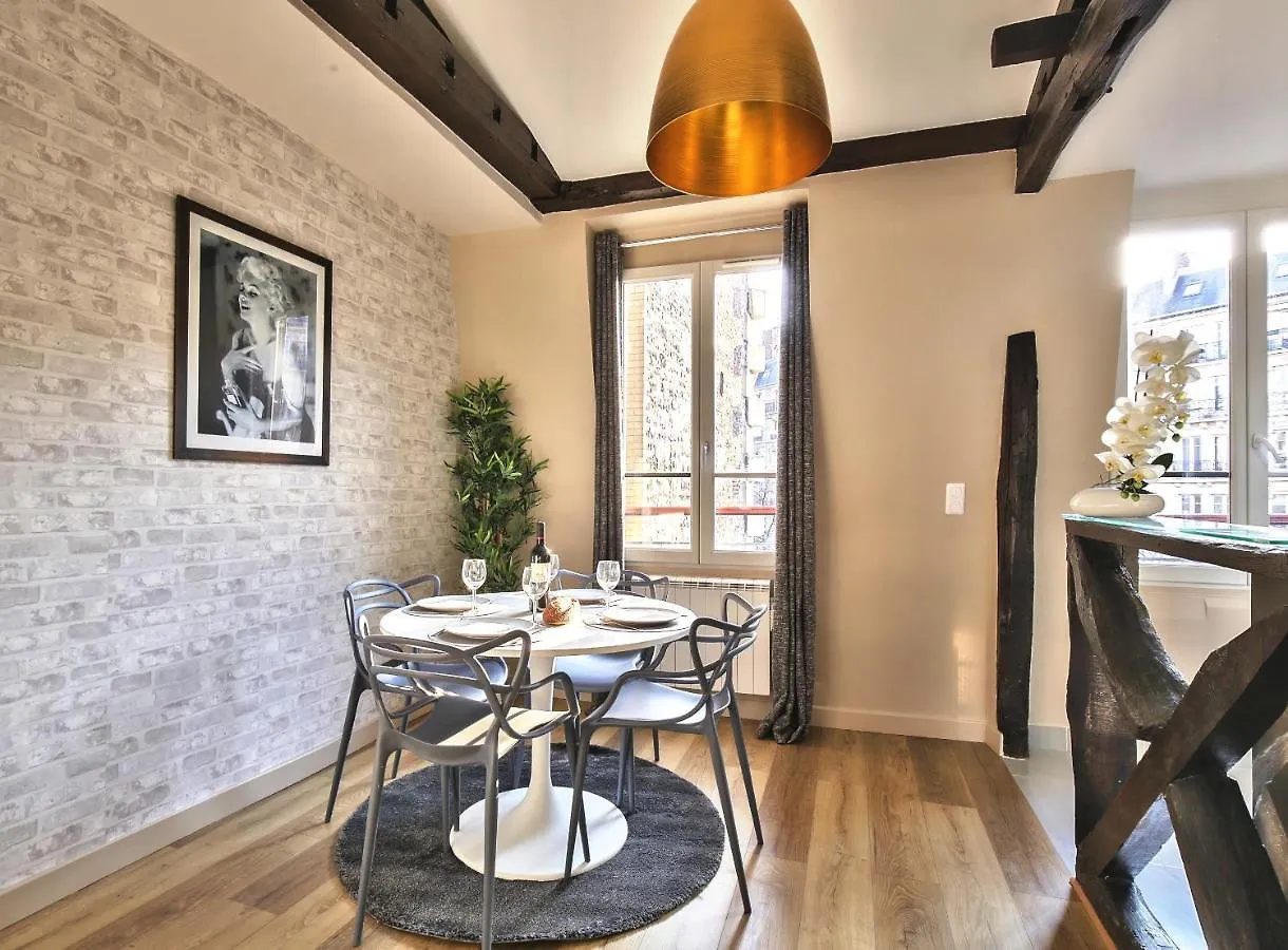 1625 - Champs Elysees - Lovely Apartamento Paris